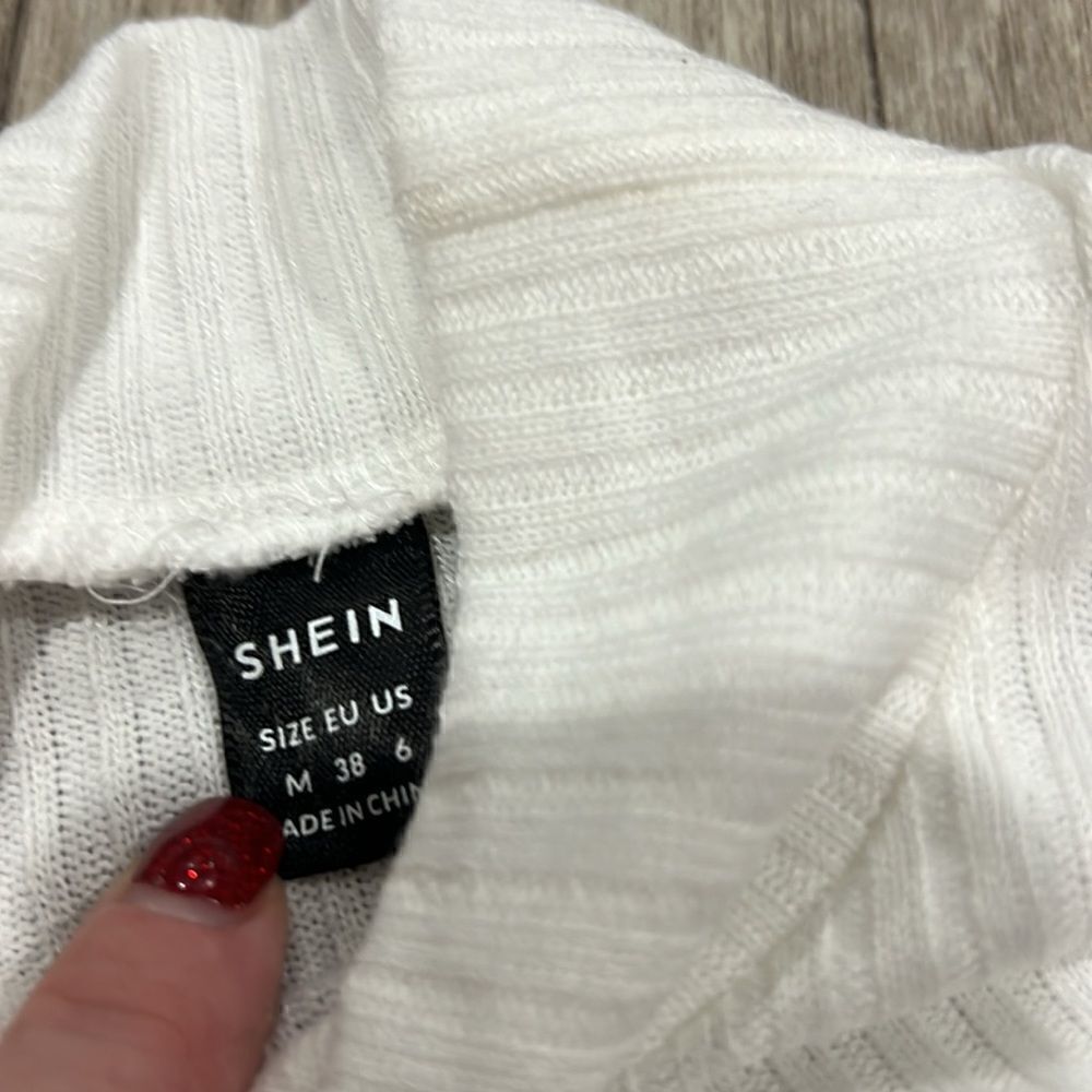 Shein top  - Picture 2 of 2